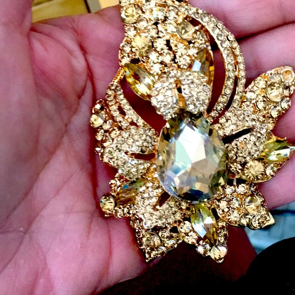 Stunning Gold Crystals Brooch - Picture 4 of 5
